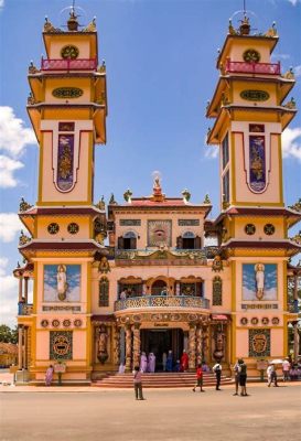 Cao Dai Temple! A Vibrant Fusion of Religion and Architecture in Tay Ninh